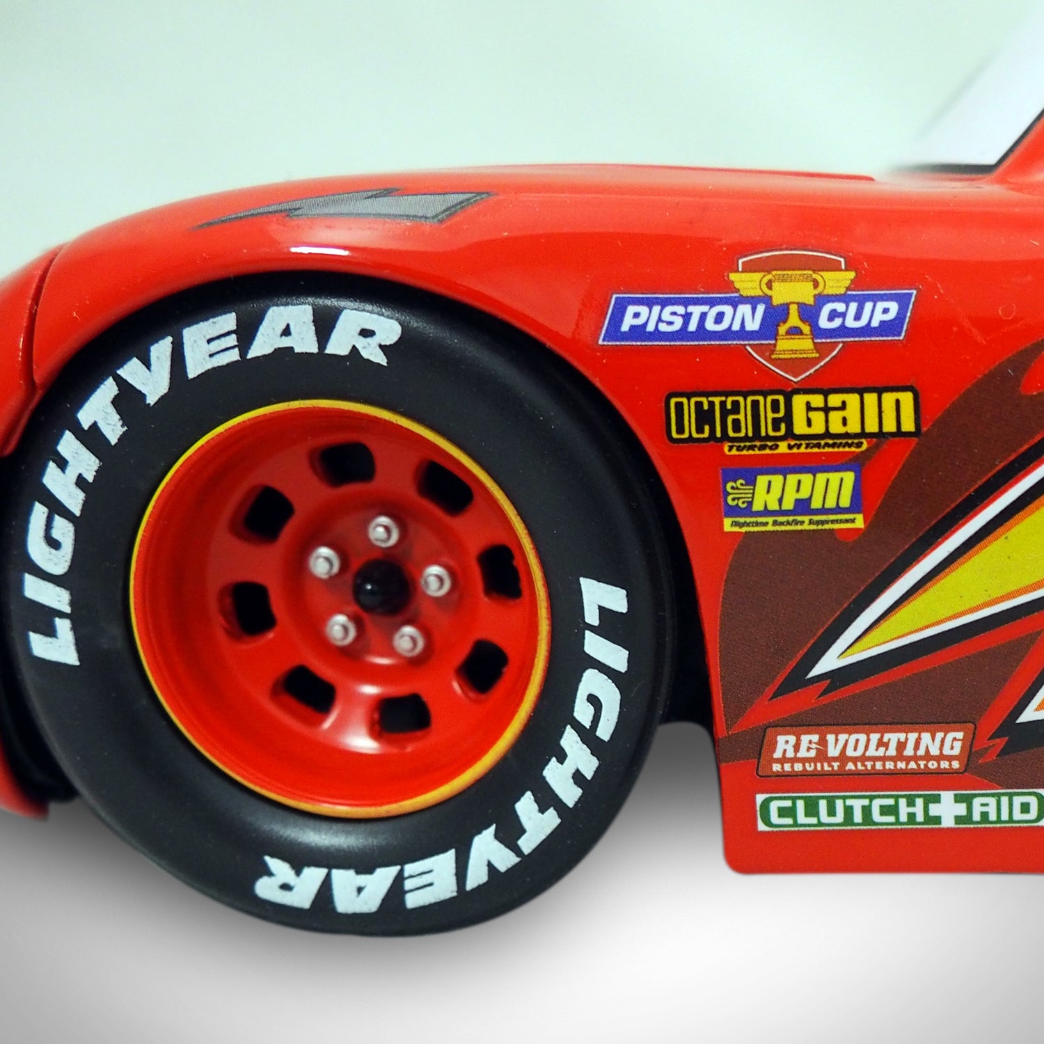 lightning mcqueen wheels