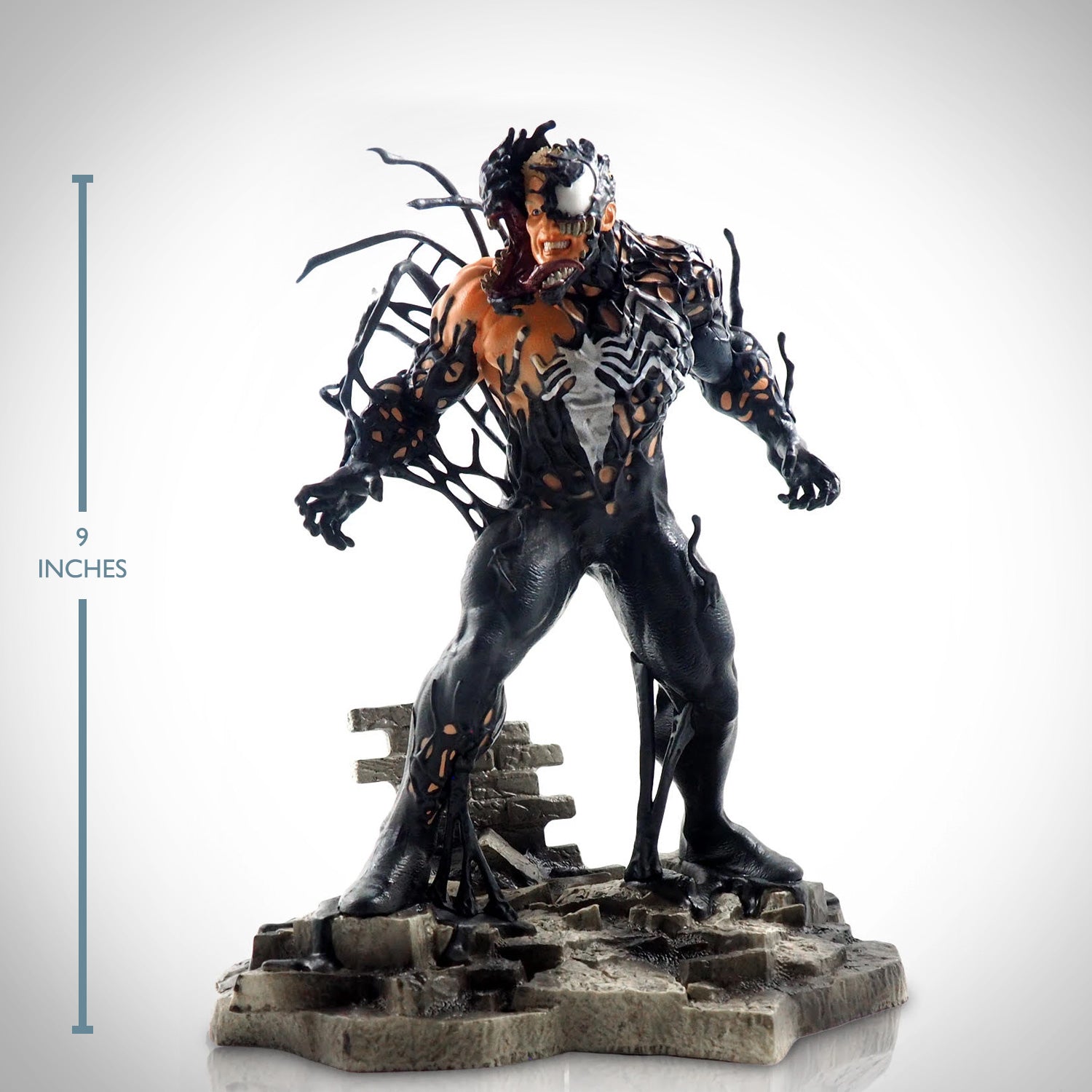 diamond select toys venom