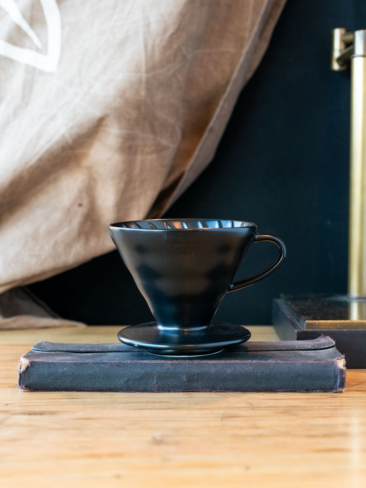 Hario Ceramic Coffee Mill- Mini Slim PLUS – Guide Roasting Company