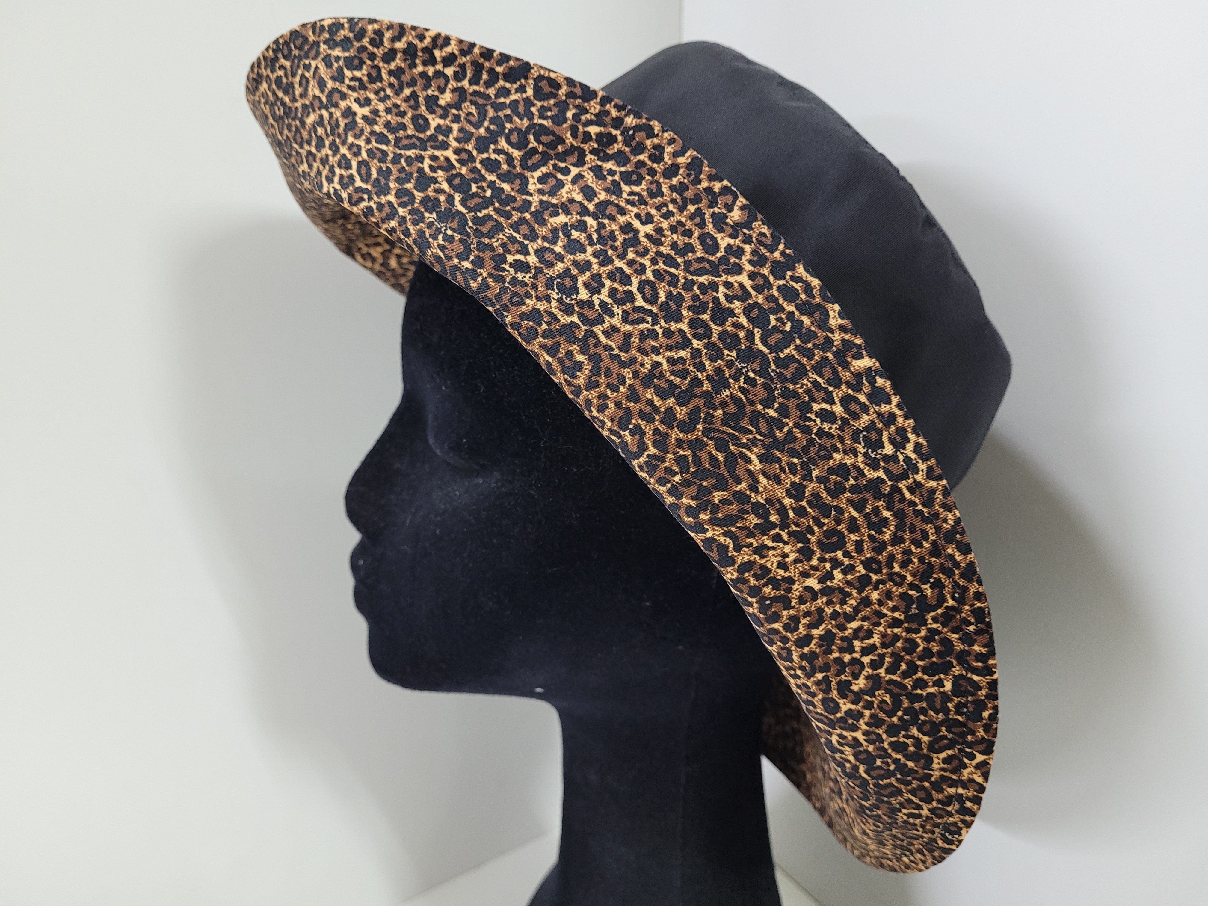 Wet Weather Bucket Hat  || Black - Small Leopard