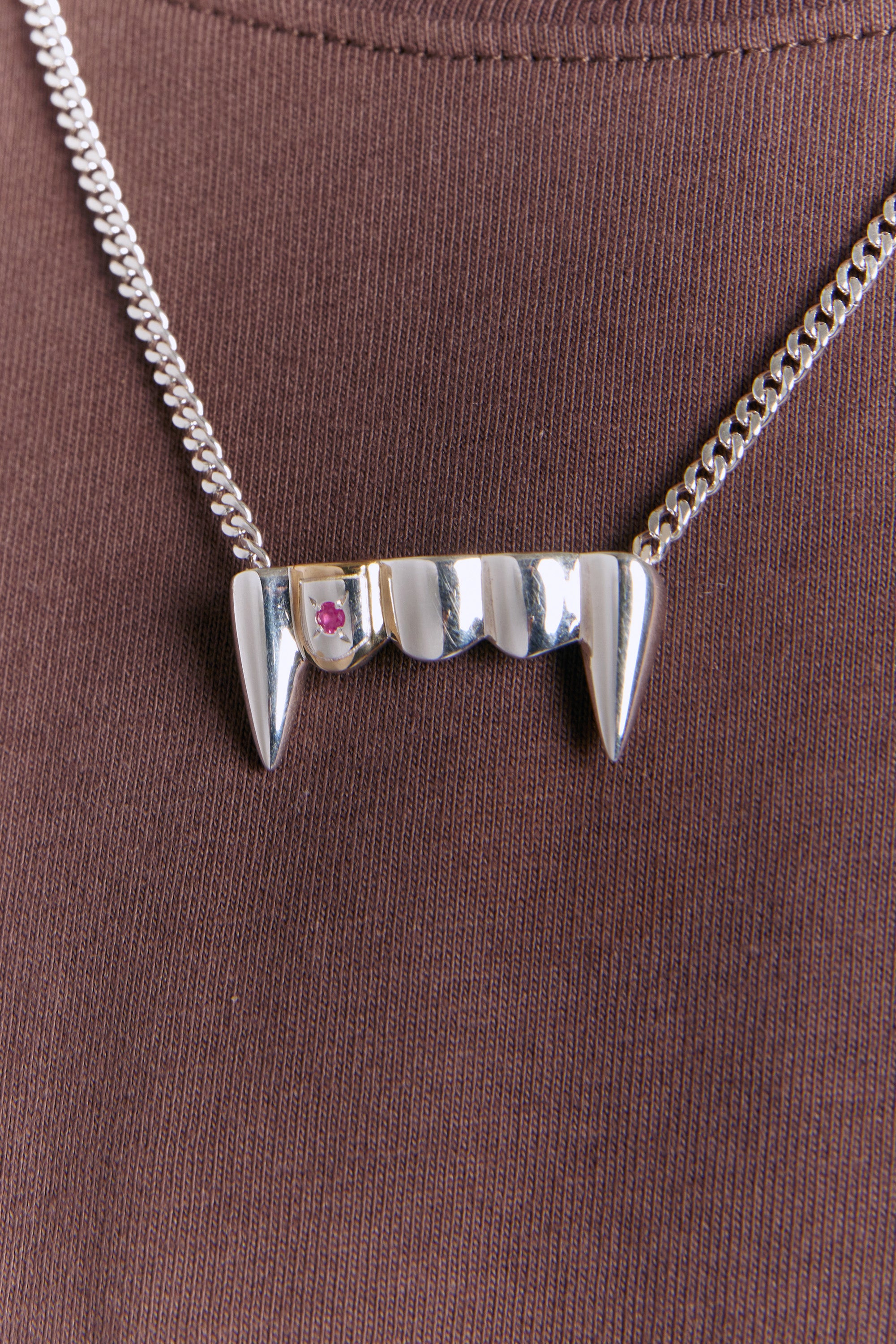 RAZOR BLADE NECKLACE – Barber Place Official