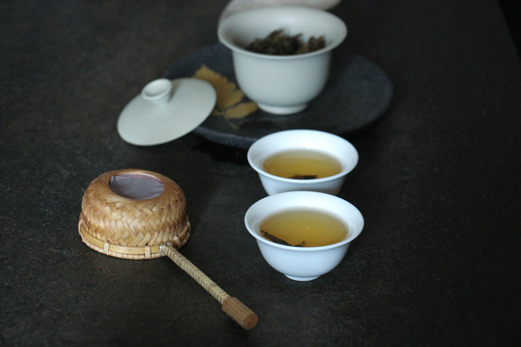 bulang tea brewing in two cups