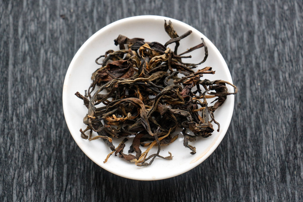 black tea leaves