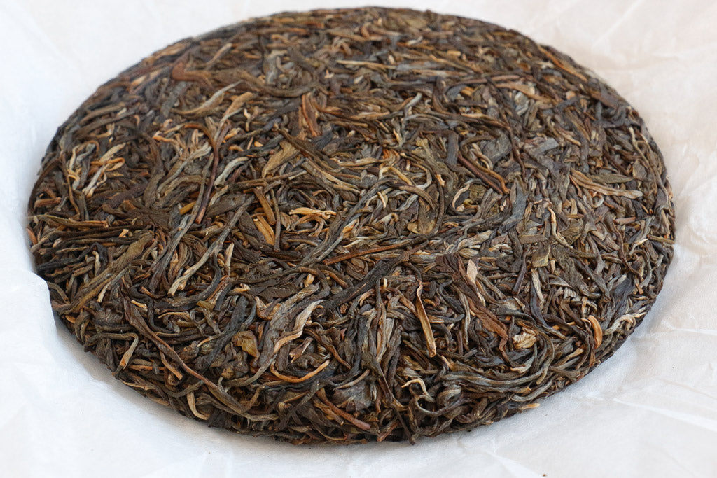 yiwu pu-erh tea cake