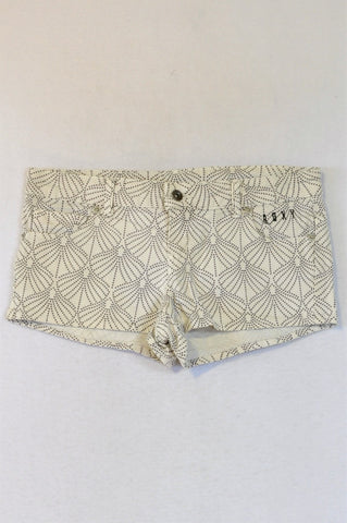 Roxy White Patterned Shorts Women Size 32