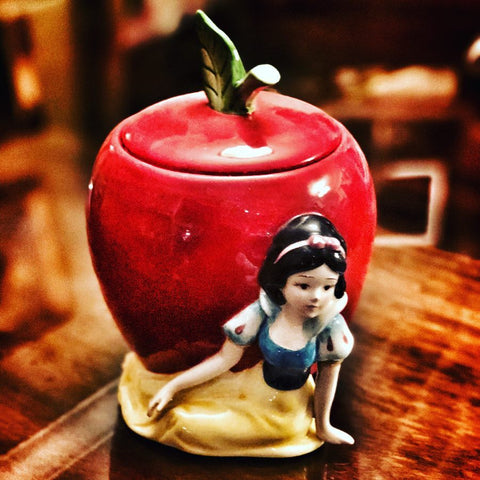 Snow White Vintage Cookie Jar Disney Memorabilia - www.MaritimeVintage.com