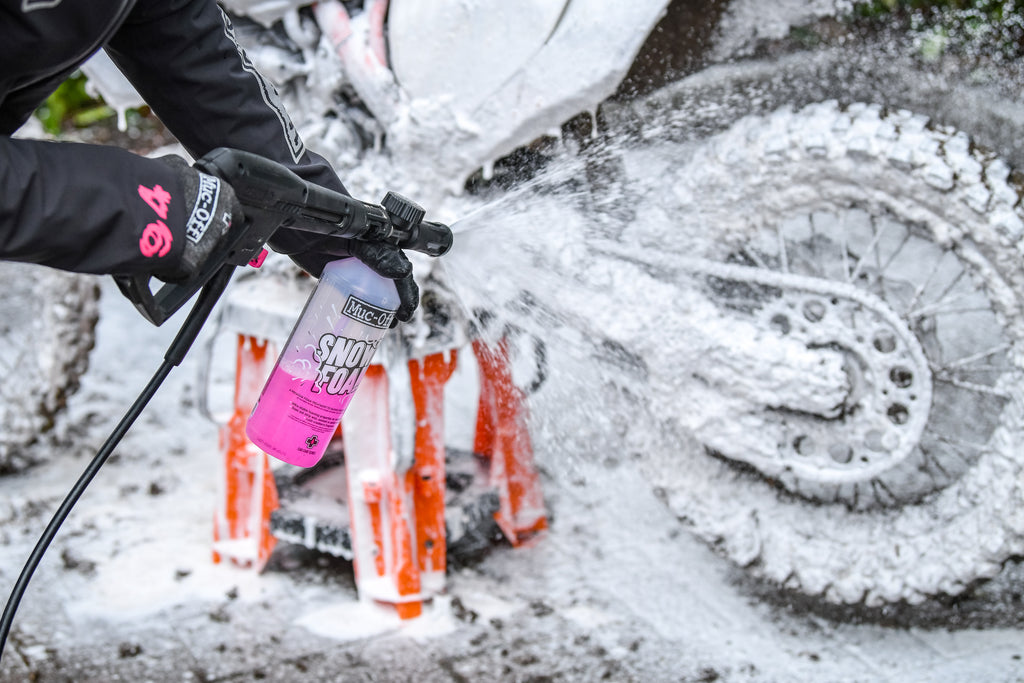 snow foam for motorbikes and cars