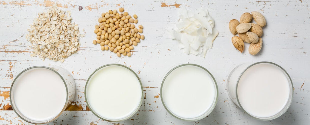 Oat Milk vs. Almond Milk (And 2 Others to Try): Which Kind ...