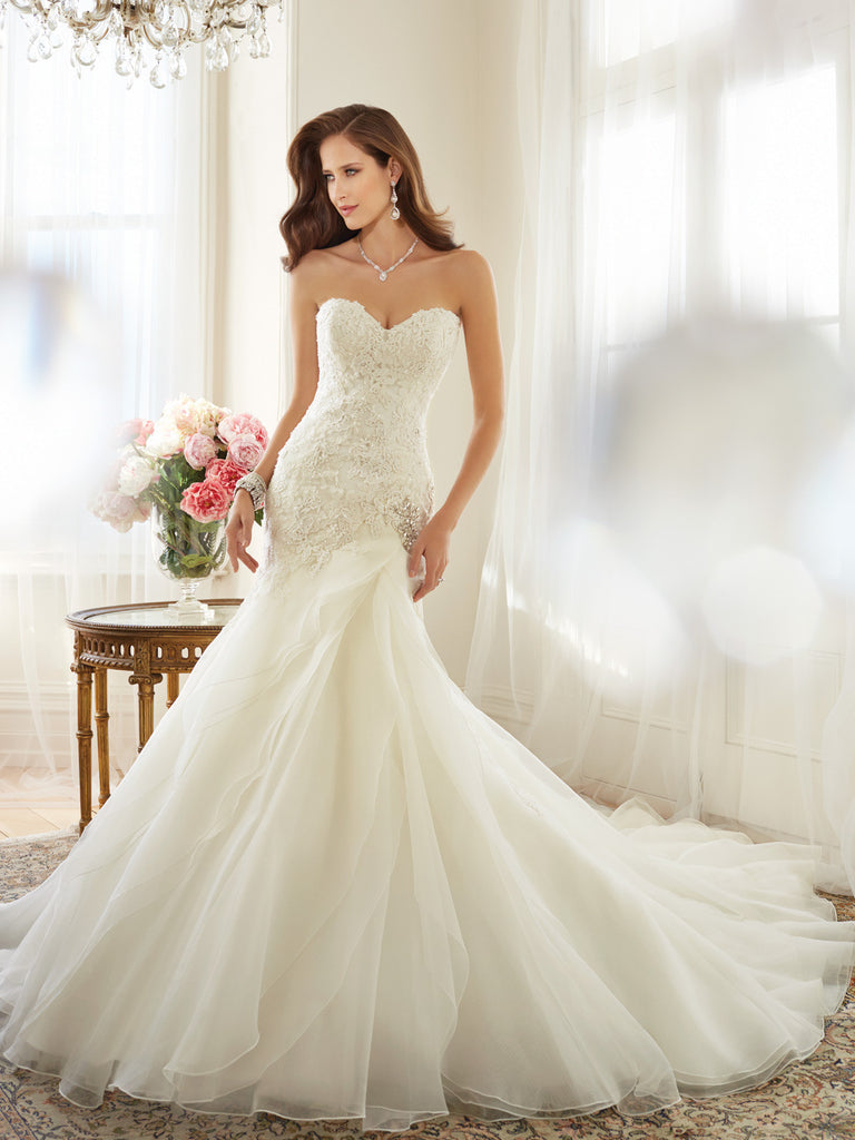 Sophia Tolli Slim A Line Wedding Dress Organza Strapless Sweetheart M Bela Bridal