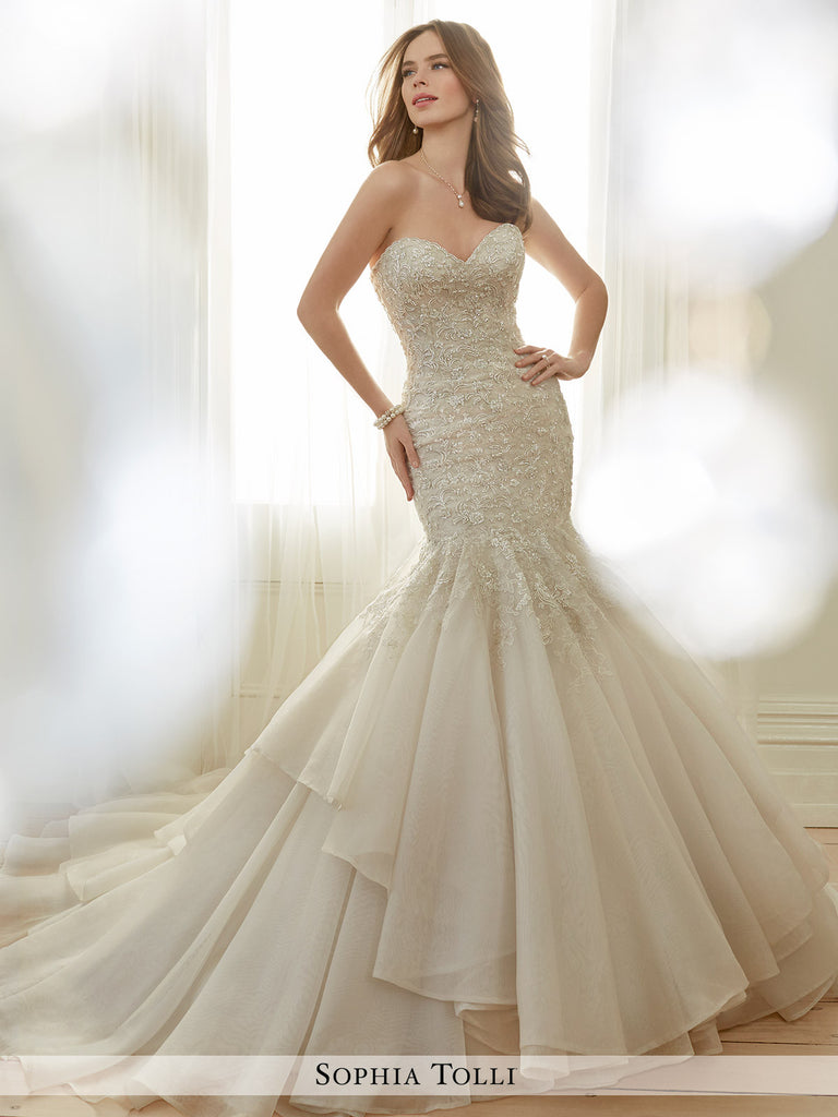 Sophia Tolli strapless fantasy organza trumpe features a sweetheart ne ...