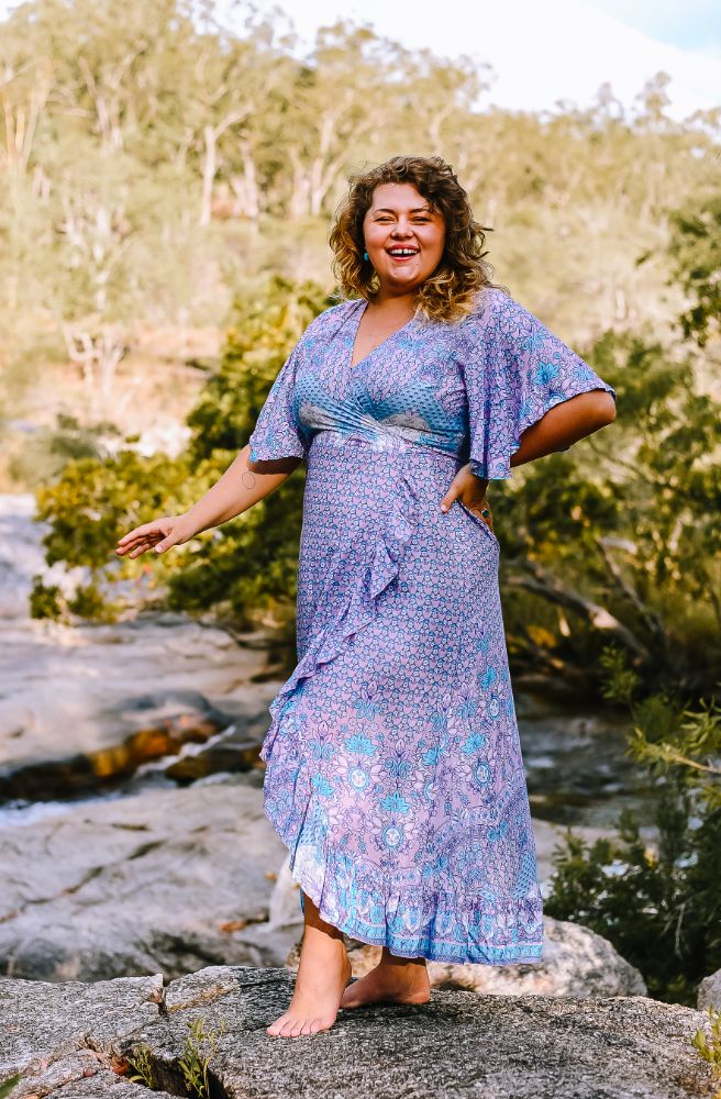 SPELL Review and Brand Guide  Plus size bohemian dresses, Boho dress plus  size, Plus size boho clothing