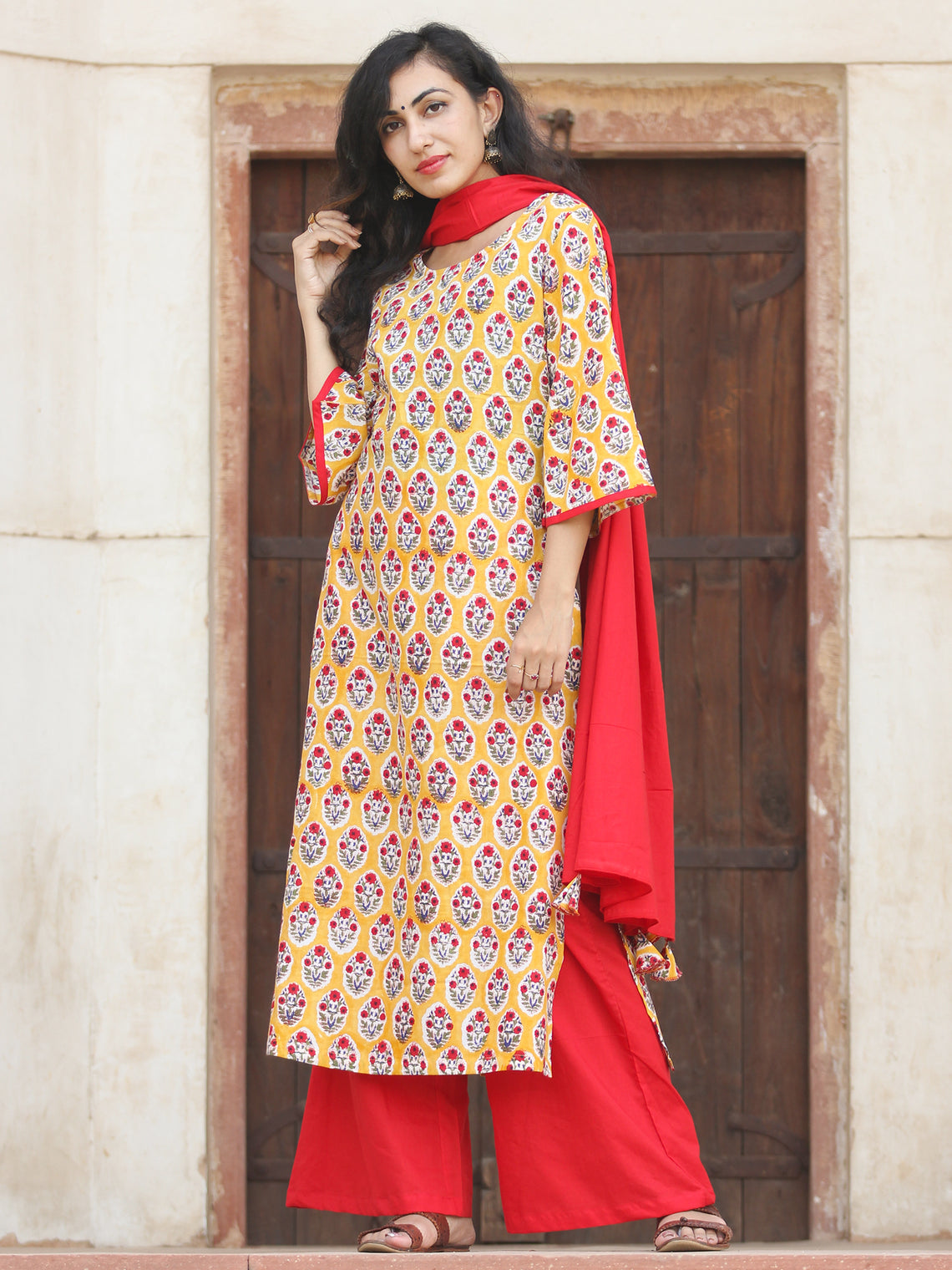 Garden In Yellow - Hand Block Printed Kurta Set With Dupatta - SS01F77 ...