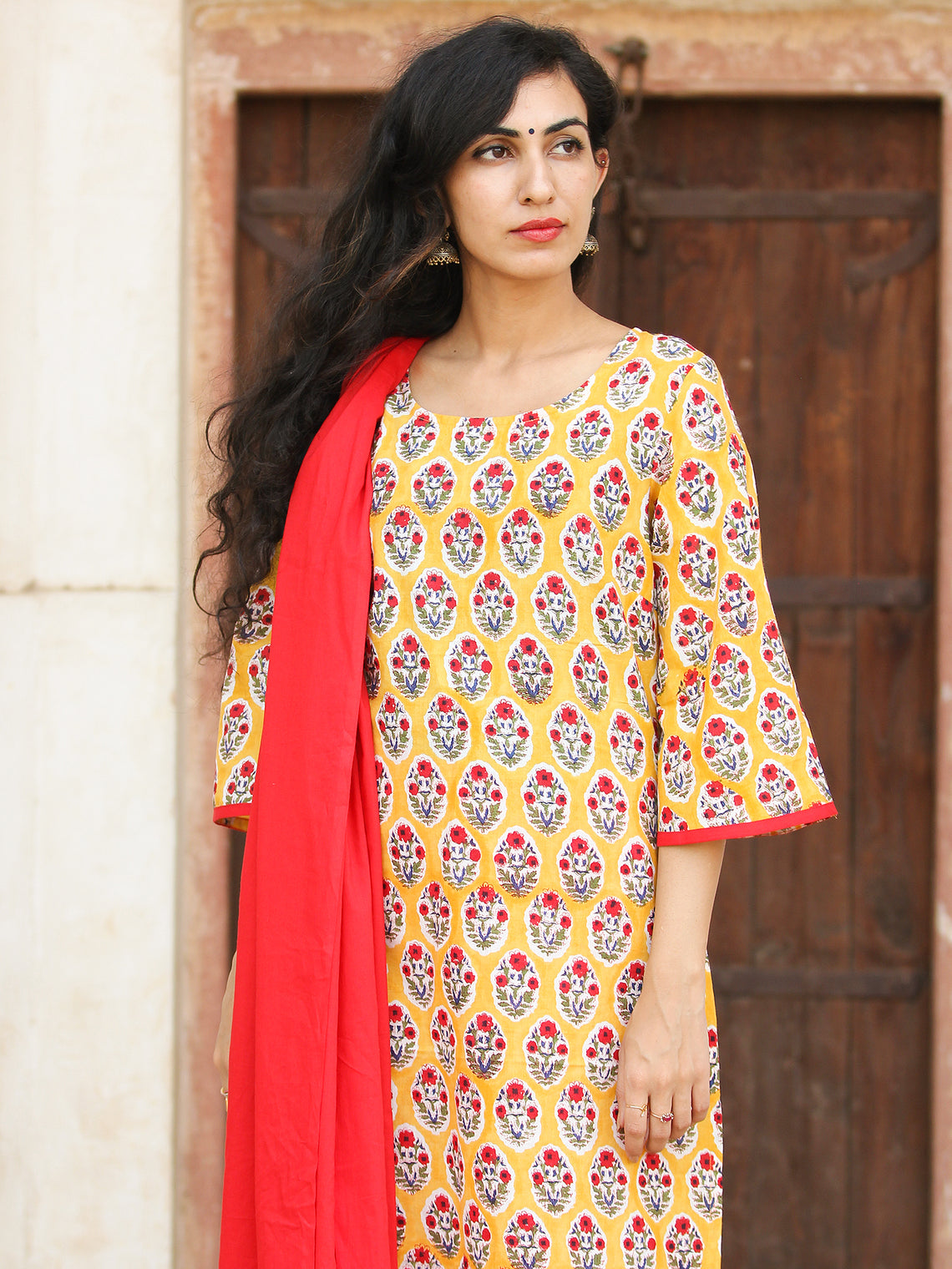 Garden In Yellow - Hand Block Printed Kurta Set With Dupatta - SS01F77 ...