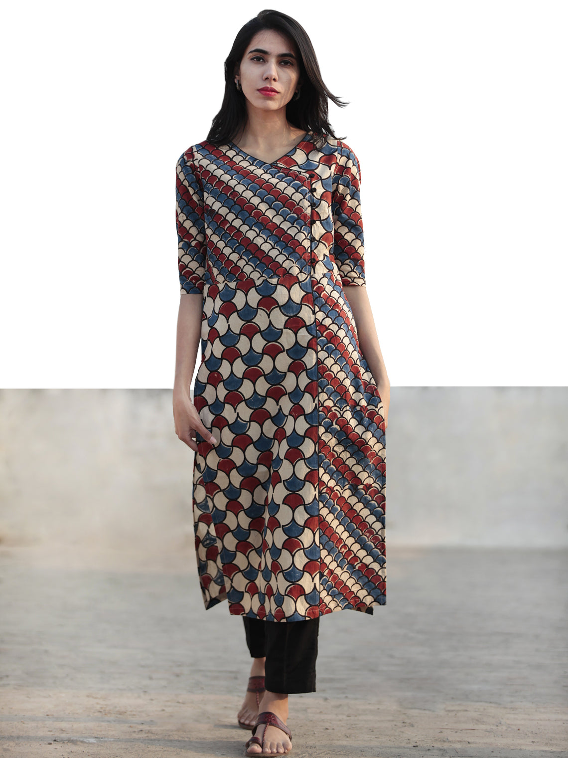 Ivory Red Indigo Hand Printed Ajrakh Kurta - K57F1160 – InduBindu