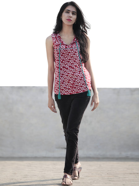 Red White Hand Block Printed Cotton Sleeveless Top With Tassel - T33F3 ...