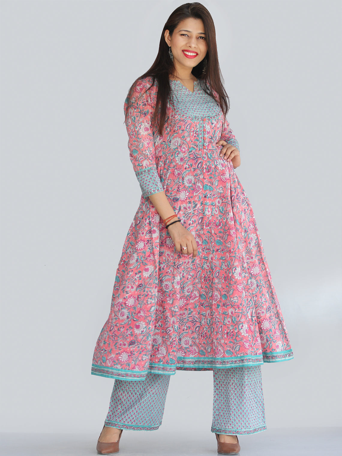 Rozana Gulistan Kurta Pants Set - KS07AS2168 – InduBindu