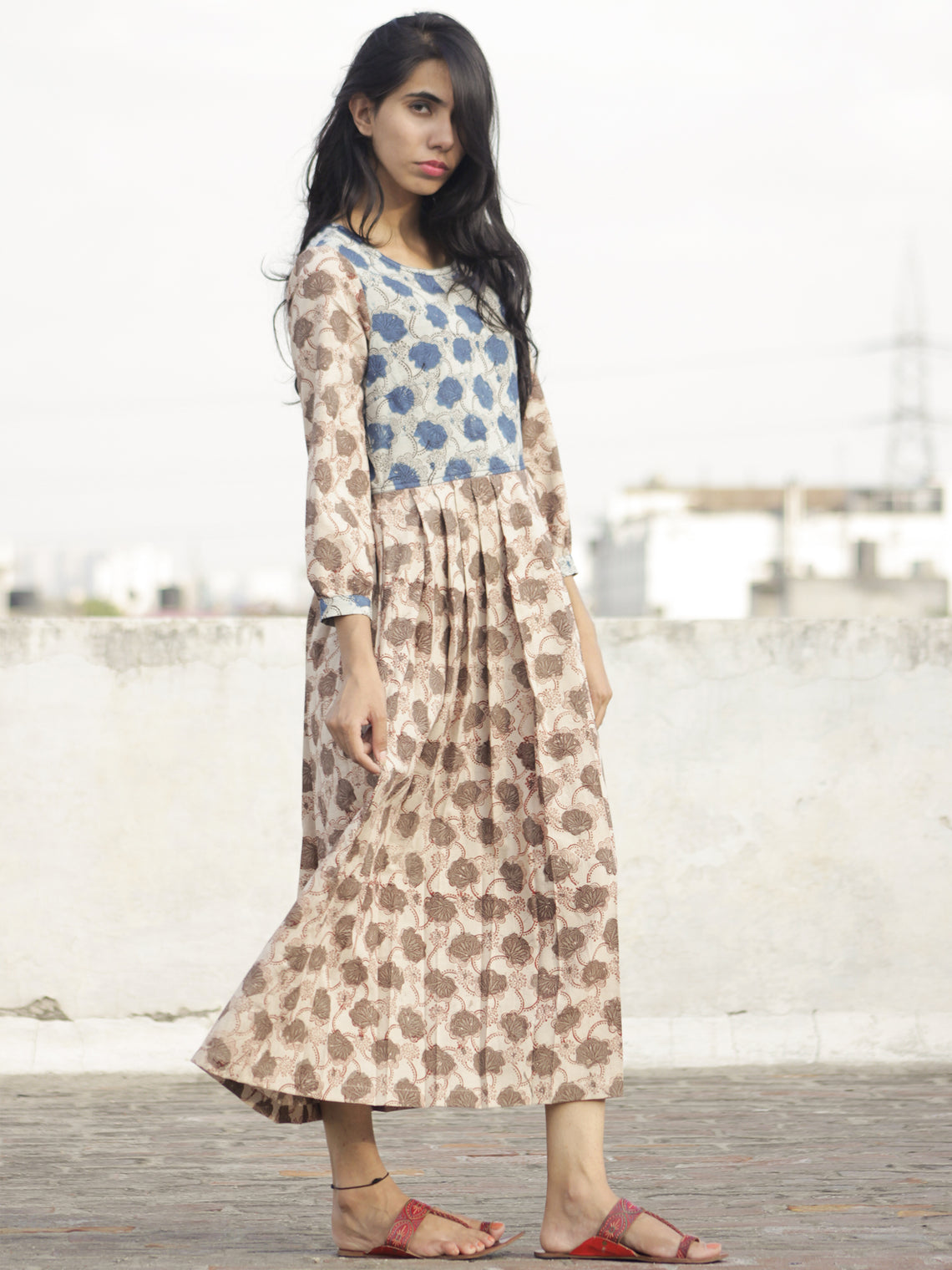 Ivory Kashish Indigo Long Hand Block Printed Cotton Dress With Knife P ...