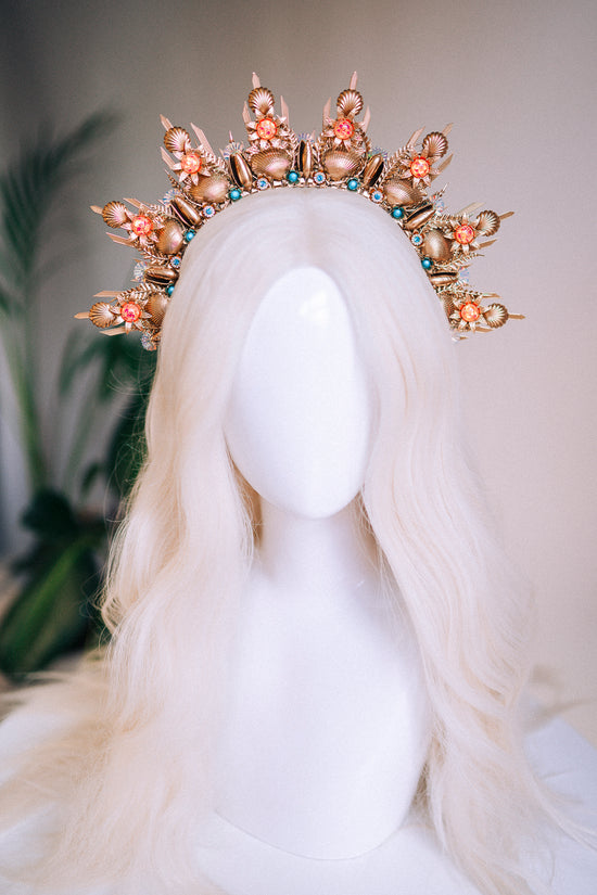 Golden Mermaid Fantasy Halo Crown, Seashell Pearl Nymph Headpiece, Sir –  Jezebel's Fascination