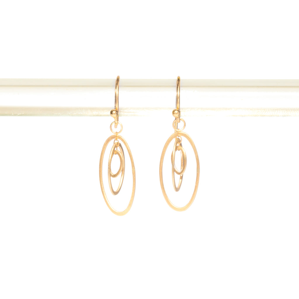 carla elite earrings