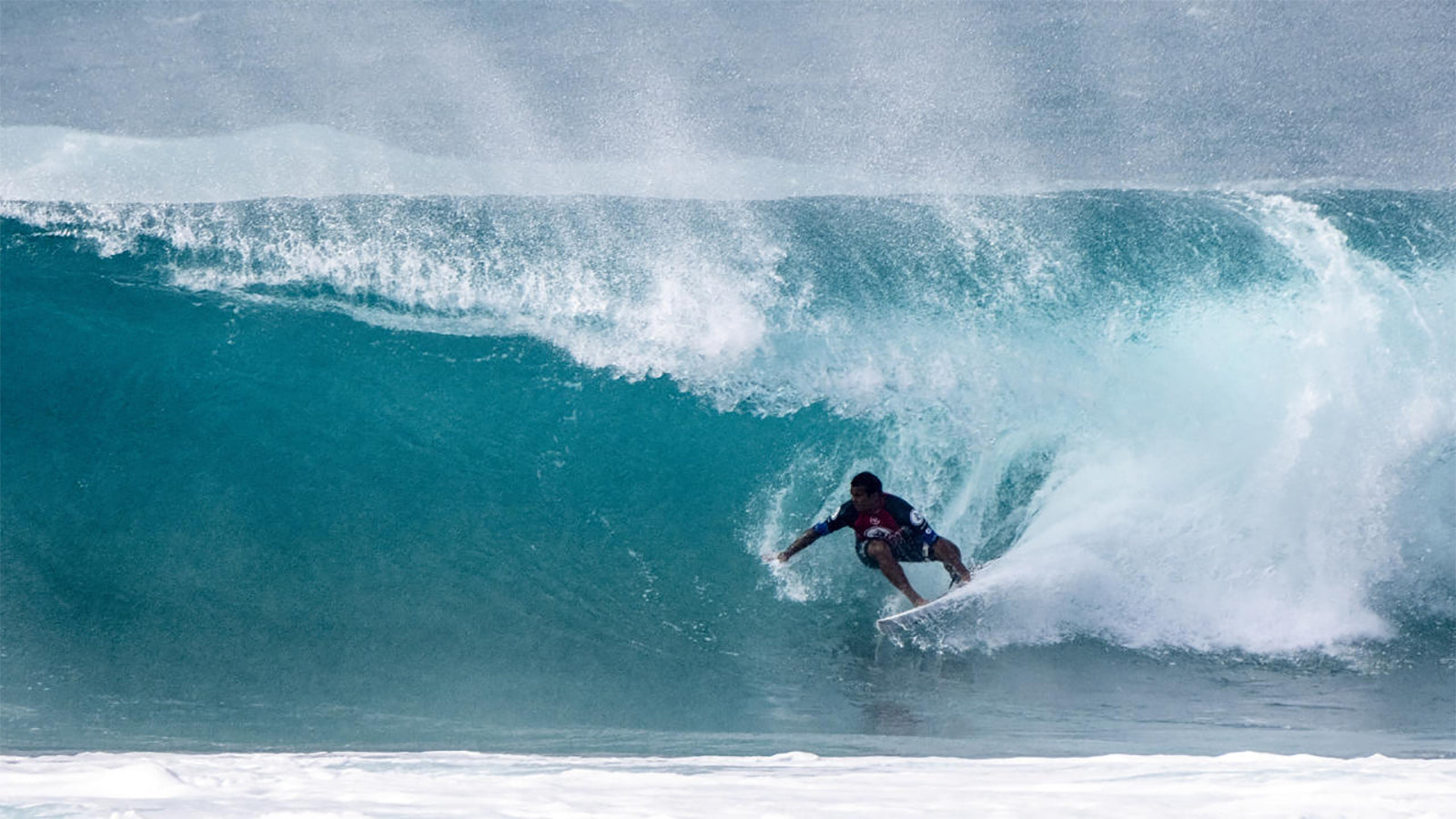 PIPELINE, UNITED STATES- FEBRUARY 01: Wiggolly Dantas of Brazil is the winner of the 2020 Volcom Pipe Pro at Pipeline, Haleiwa on February 01, 2020 in Hawaii, USA. (Photo by Keoki Saguibo/WSL via Getty Images)