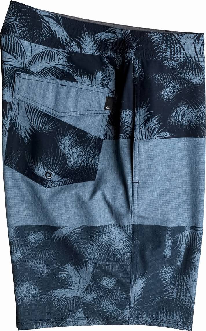 Quiksilver Mens Original Collection 2017 The Crypt Scallop Boardshorts
