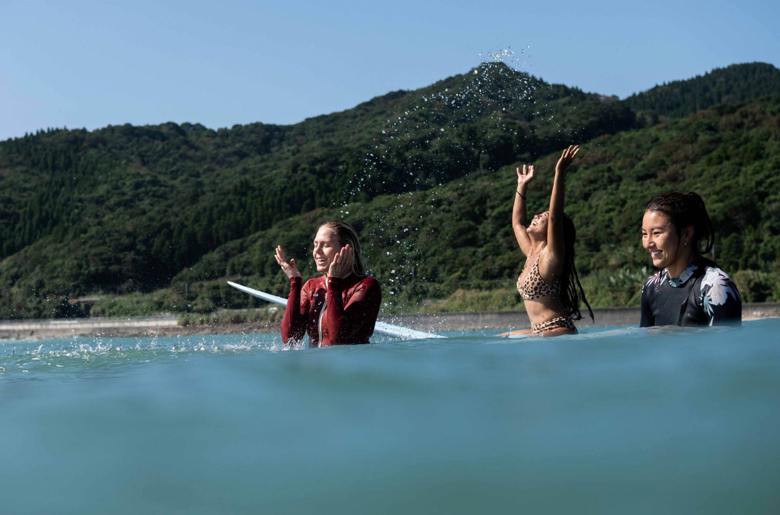 Billabong Women's Know The Feeling Japan 2020 Collection