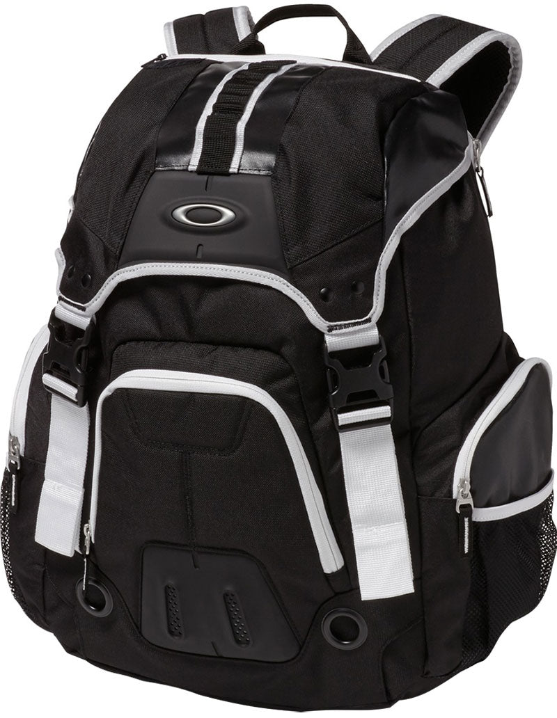 Oakley Fall 2017 Accessories | Mens Lifestyle Backpacks