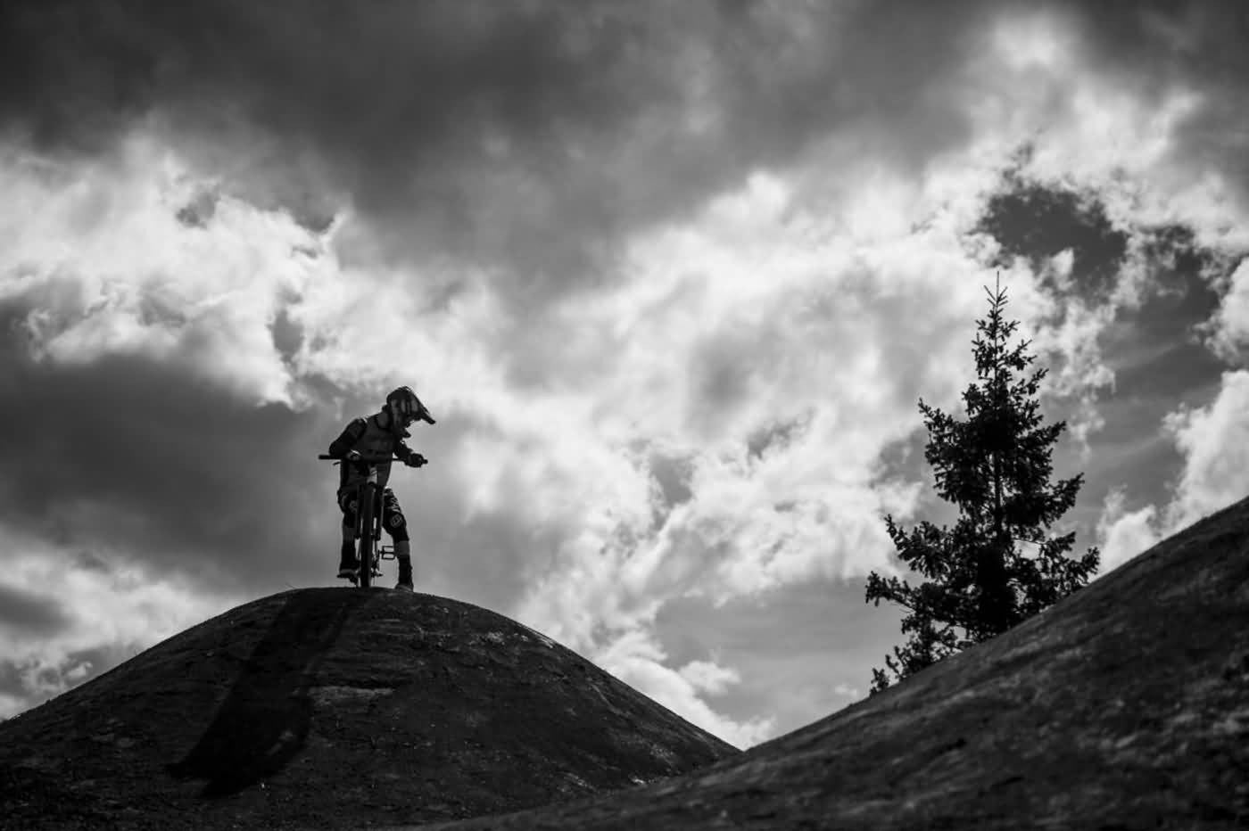 Brandon Semenuk Raw 100 V3, Out Now!