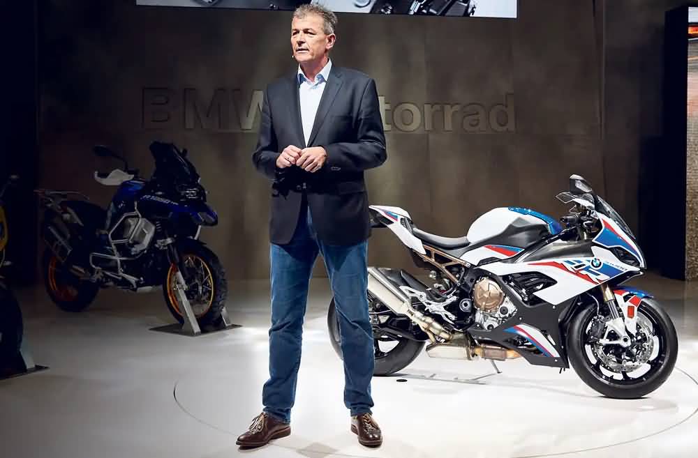 Motorcycle News Bmw Motorrad Making Of The R18 Cruiser Touring Bikes Haustrom Com Shop Action Sports