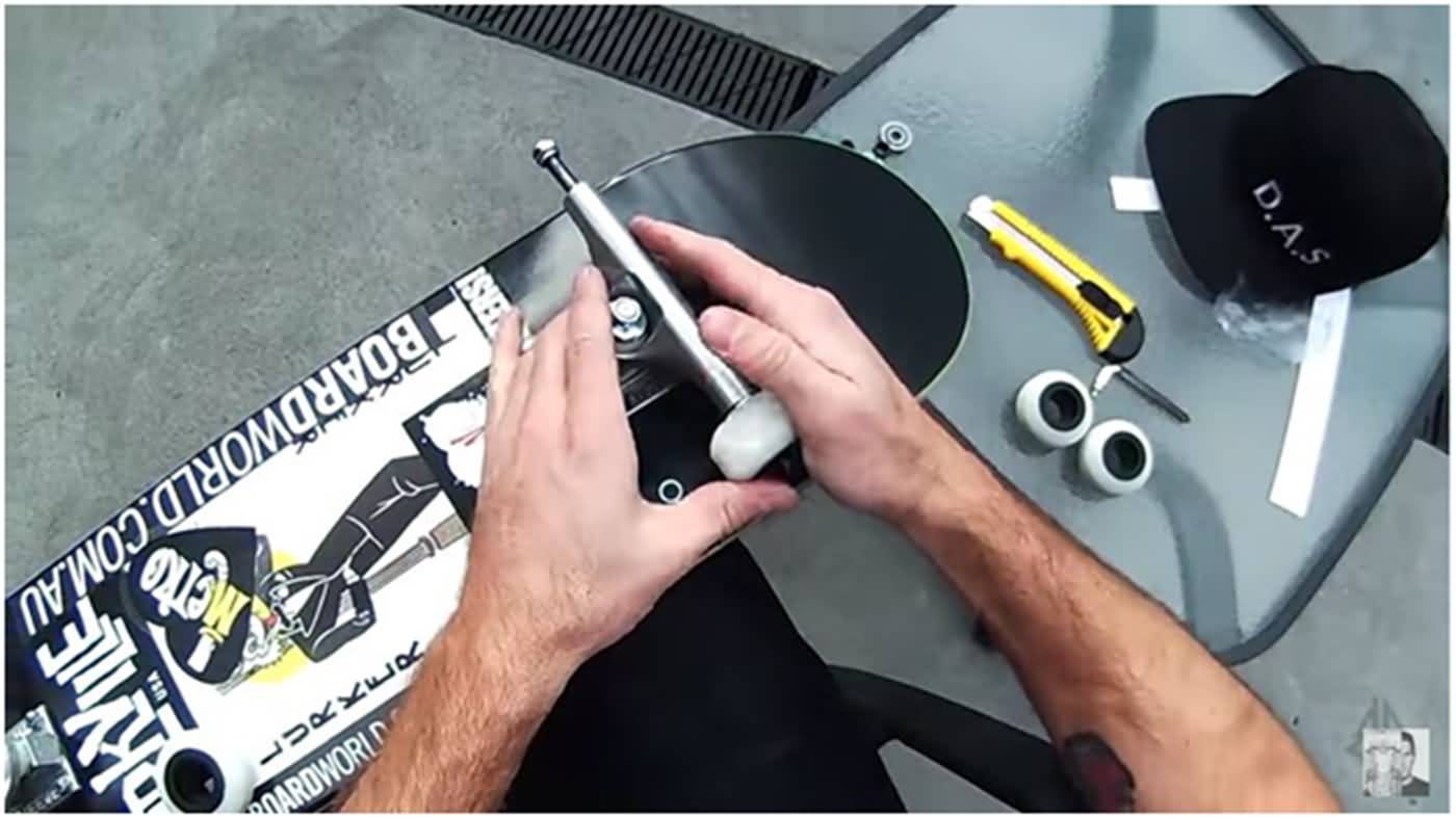 How to Assemble a Skateboard