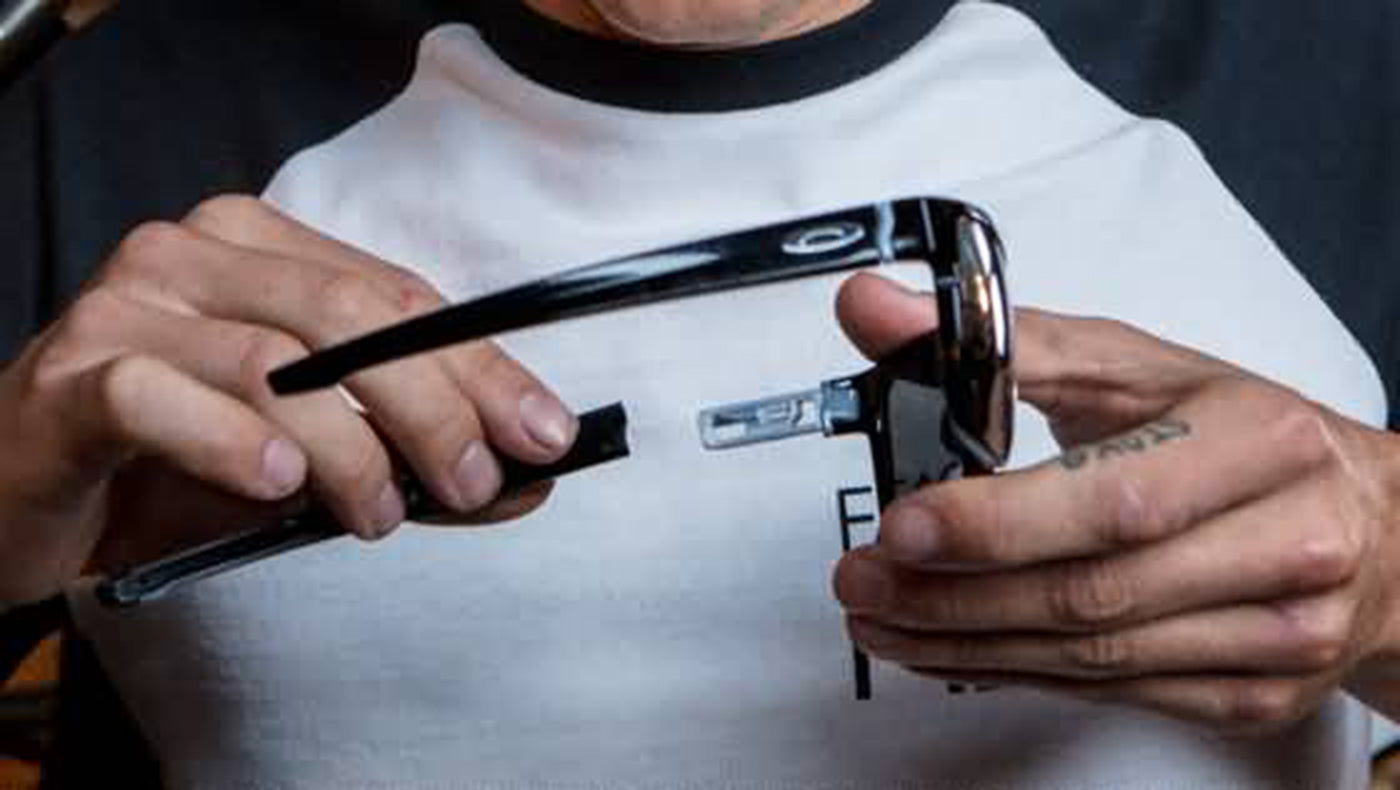 oakley crossrange hinge