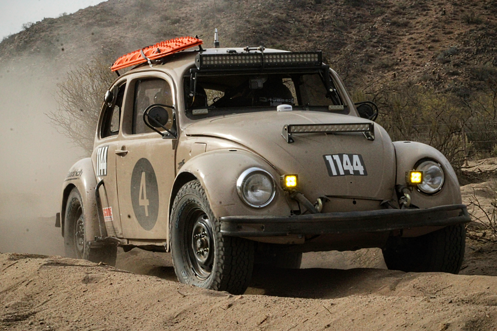 Team Fourtillfour races in the 2021 Baja 1000