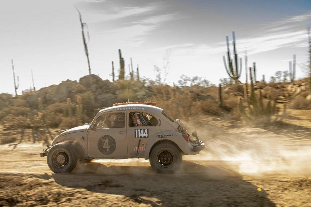Fourtillfour races to the finish line in the 2021 Baja 1000