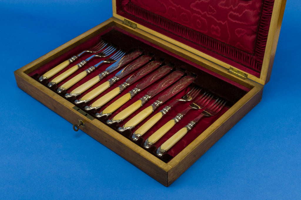 Elkington cutlery set for 6