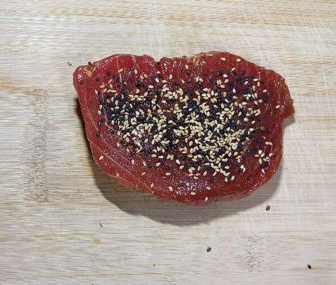 sesame seeds seared tuna