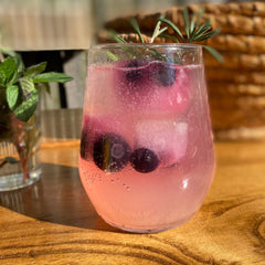 SKORDO: Gin with Blueberry Infused Ice Cubes