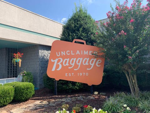 Unclaimed Baggage Center Established 1970