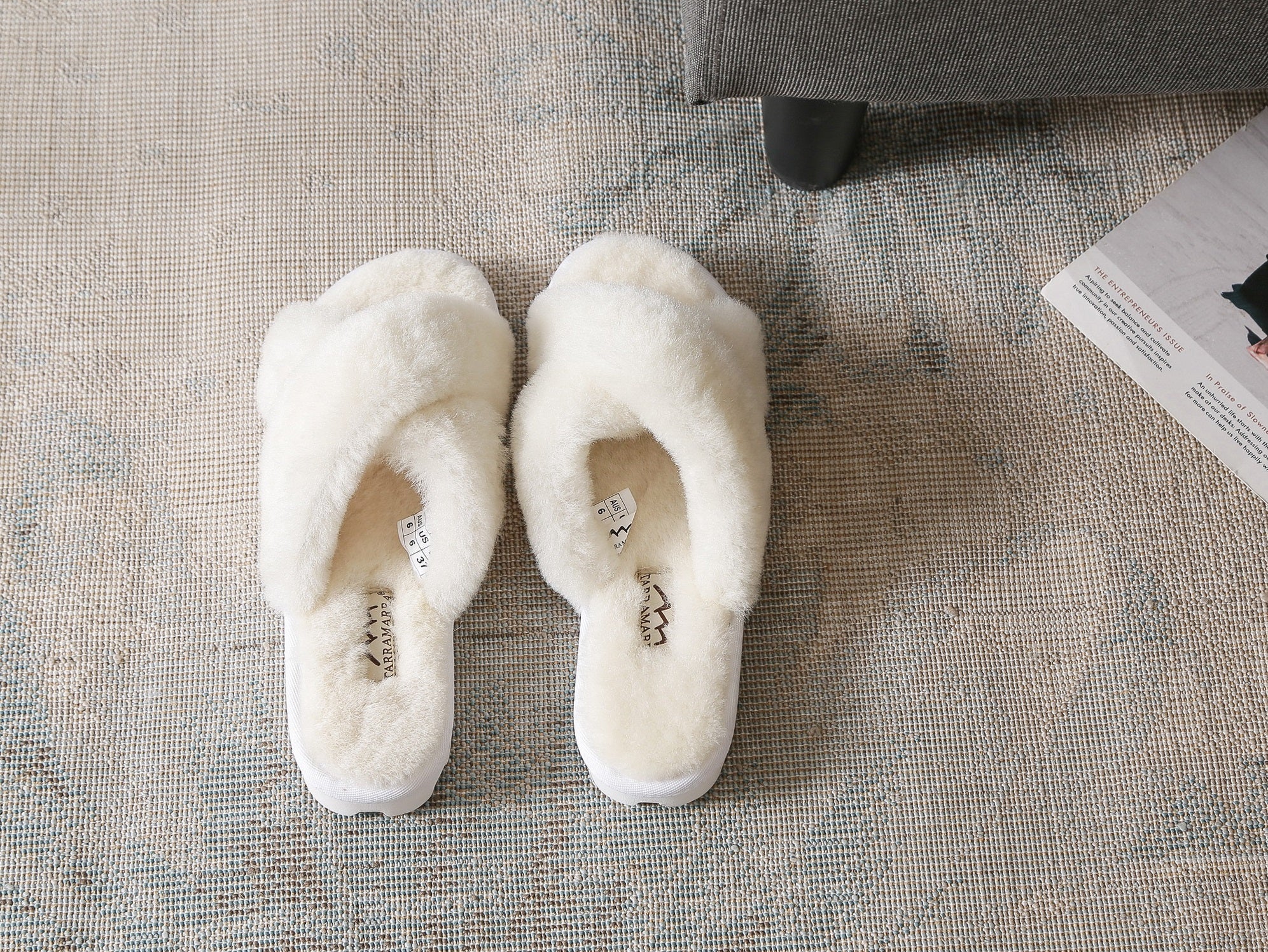 How To Clean White Fluffy Slides - UGG EXPRESS
