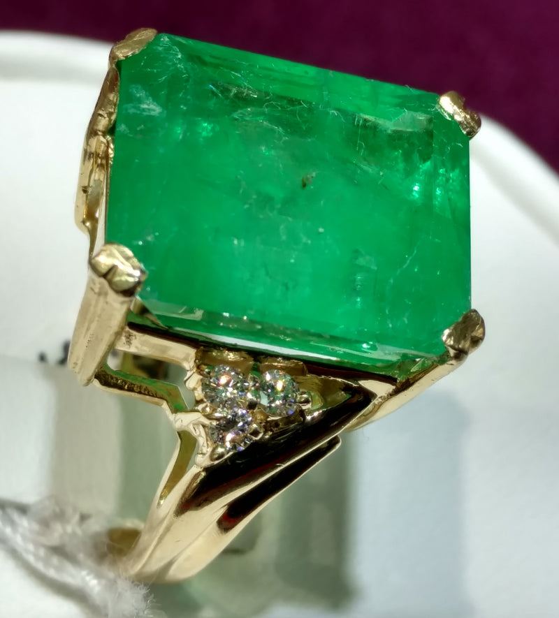 Fancy Large Emerald Ring 14K – Popular Jewelry