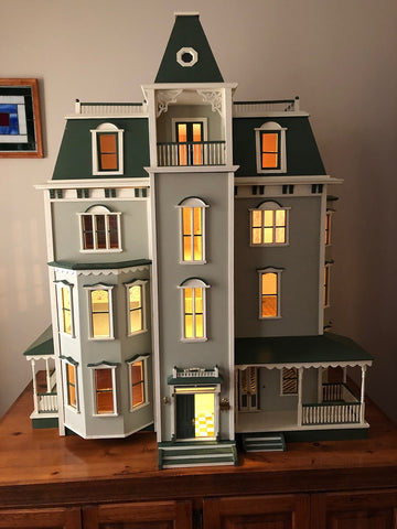 finished dollhouse