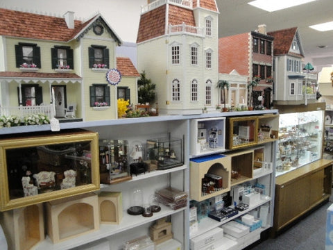 lynlott miniatures dollhouse junction