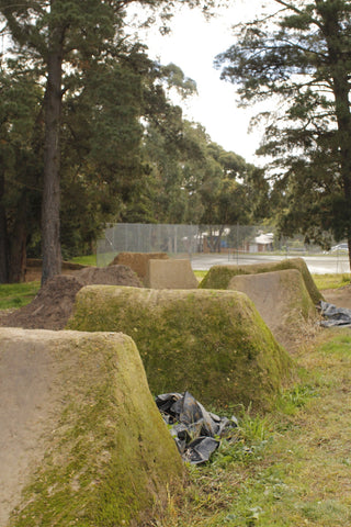 CROYDON HILLS BMX JUMPS - YARRUNGA RESERVE - BIKE PARK