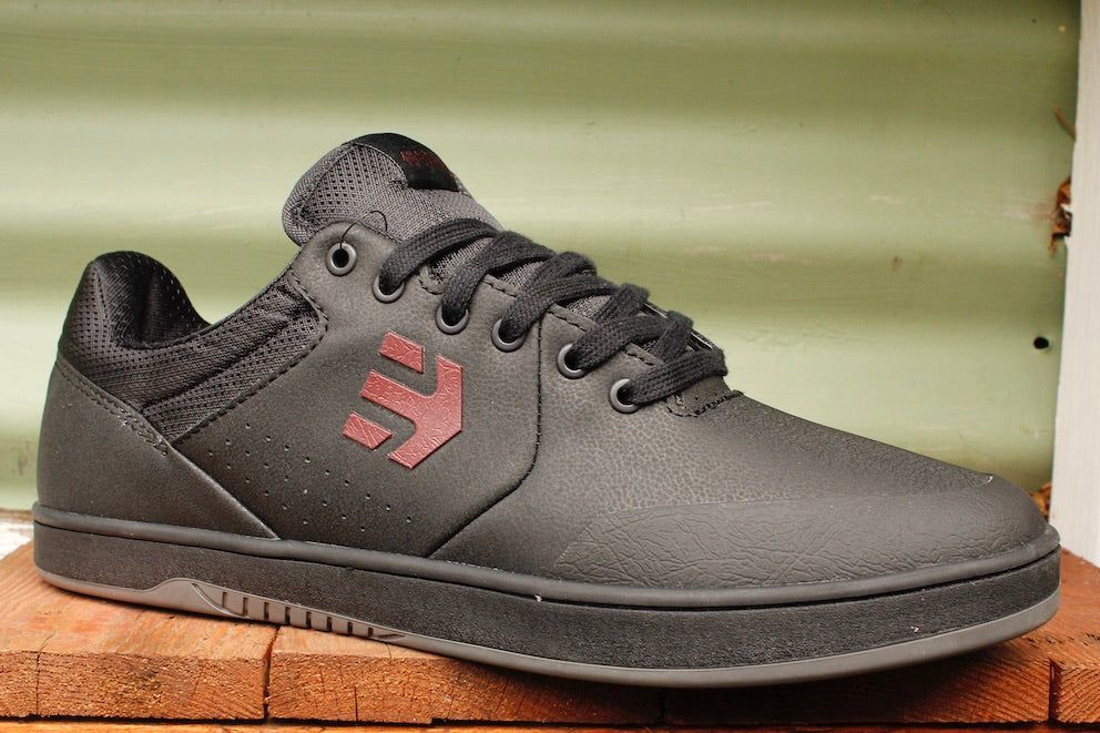 etnies red shoes