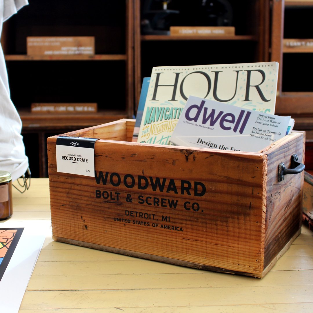 Woodward Throwbacks Record Crate with Magazines 