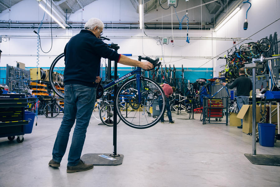 decathlon bike service cost