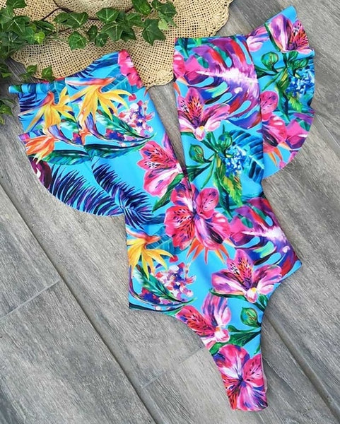 Beach Ruffles Swimsuit – Slim Wallet Company