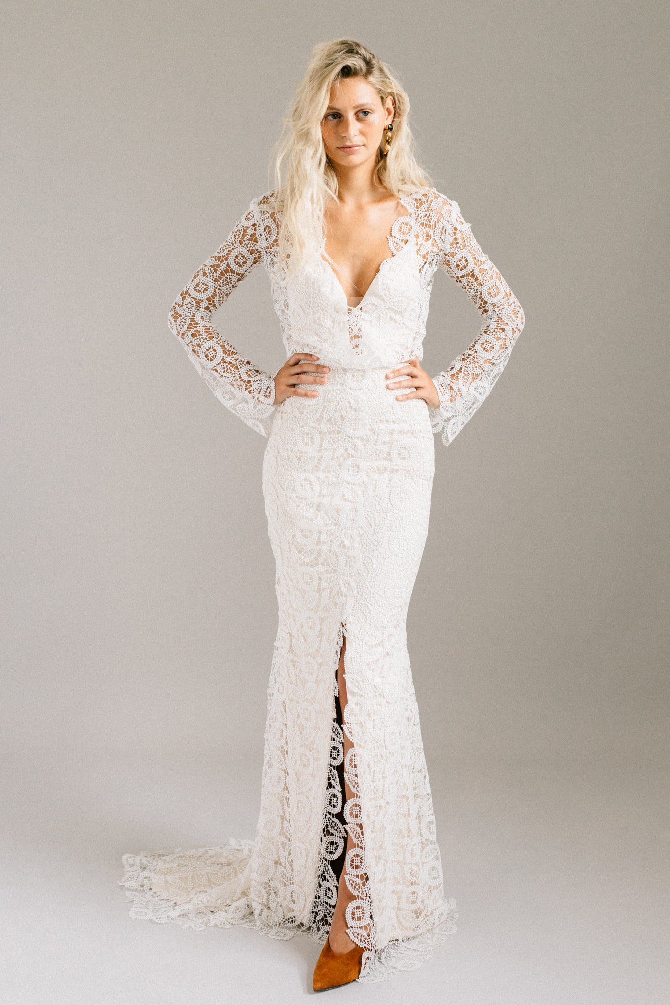 lace bell sleeve wedding dress