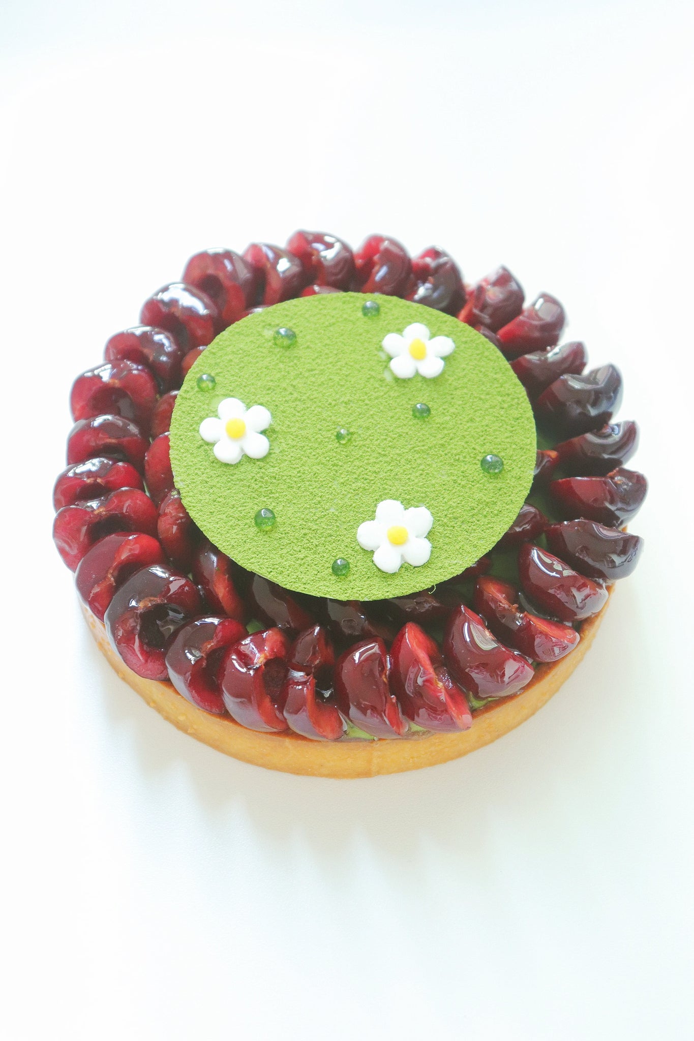 Tarte aux cerises et matcha bio