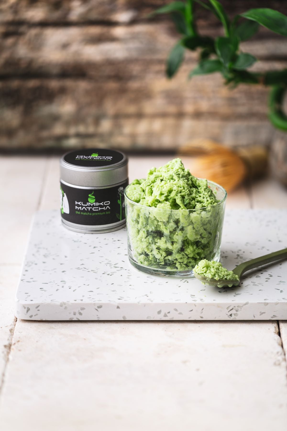 un granité de latte au thé matcha premium bio