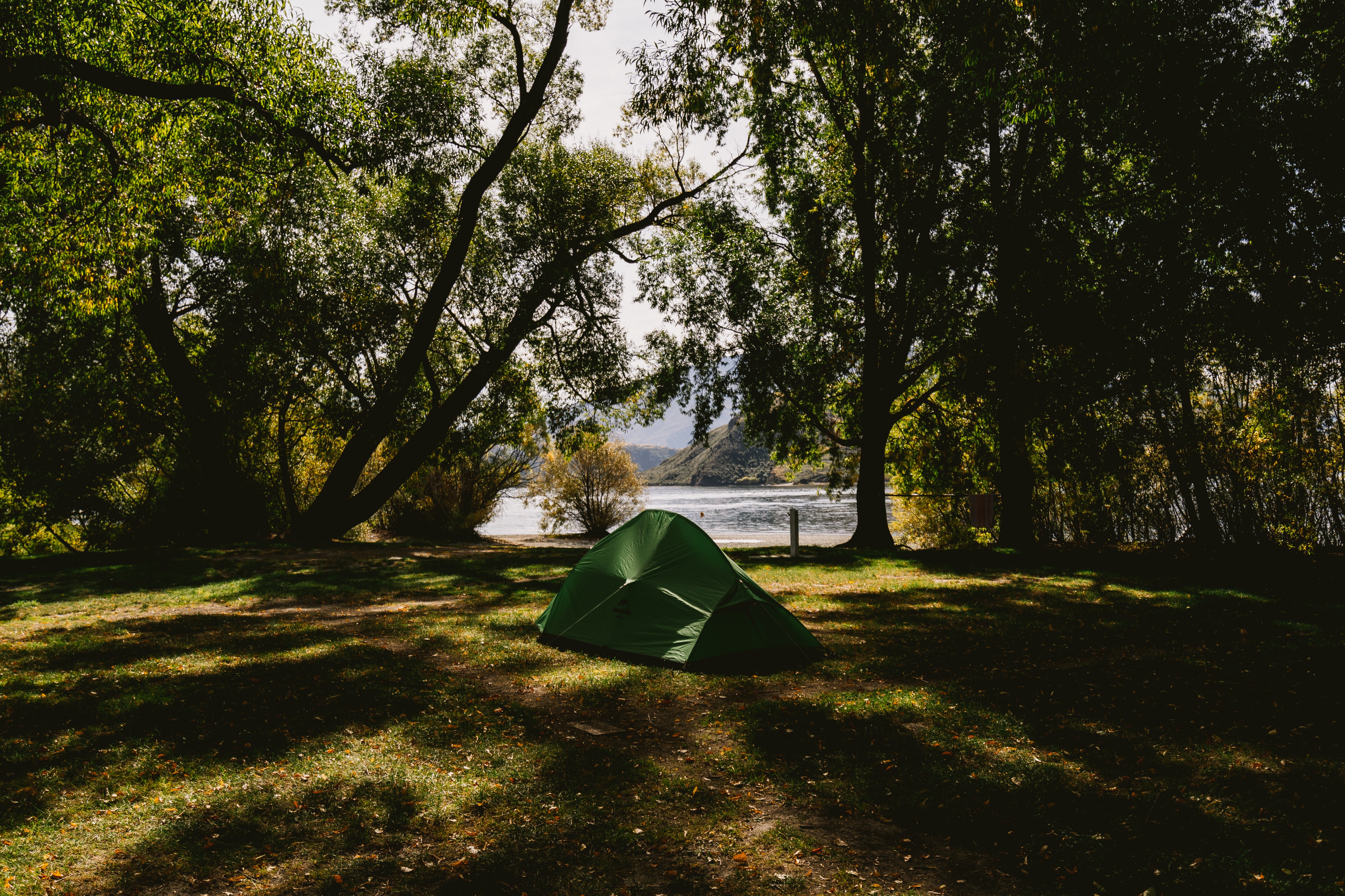 Camping at Glendhu Bay